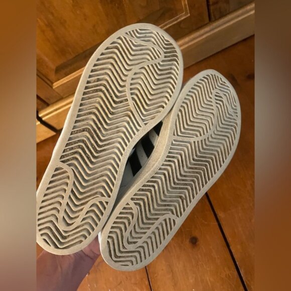 Adidas Originals White Sneakers Running Shoes - Picture 5 of 9